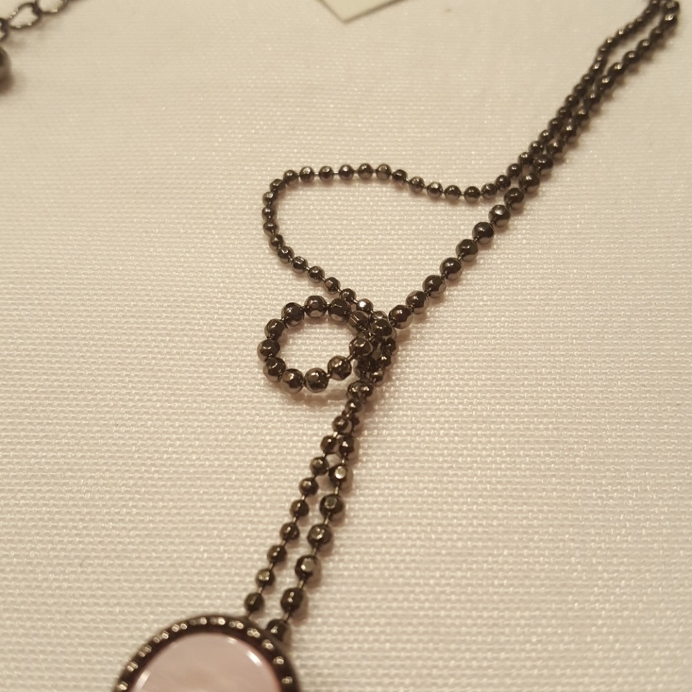 Lia Sophia Urban Dreams 16-19" genuine MOP Necklac - Picture 3 of 3